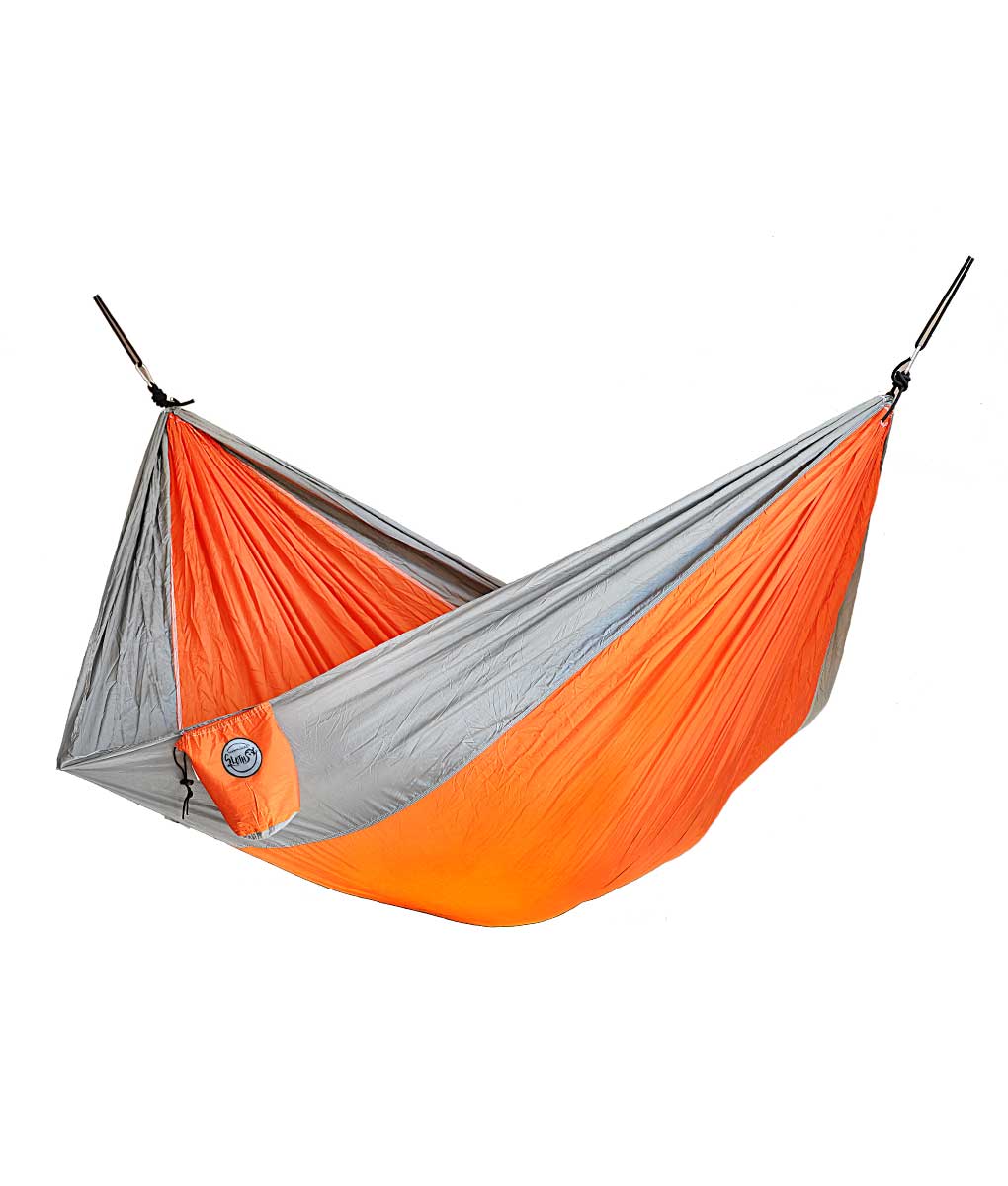 Hammock tourist, ultraligh, strong, modern design various colors, for camping and park. Хамак, лек, туристически, за парк, дървета, модерен дизайн и цветове, с въжета и карабинери