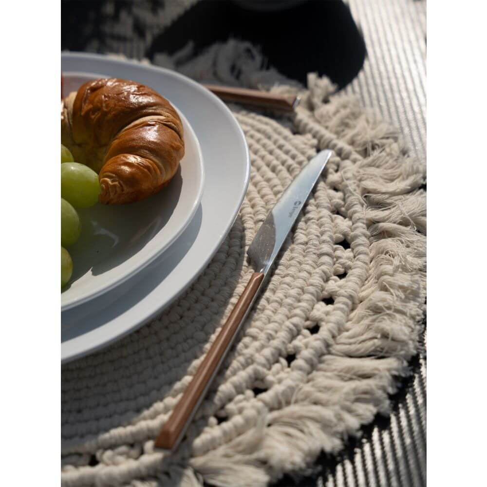 Комплект прибори за хранене Berger Wood – 16 части, дървесен дизайн. Идеално за къмпинг и кемпер почивка. Налично и изгодно.