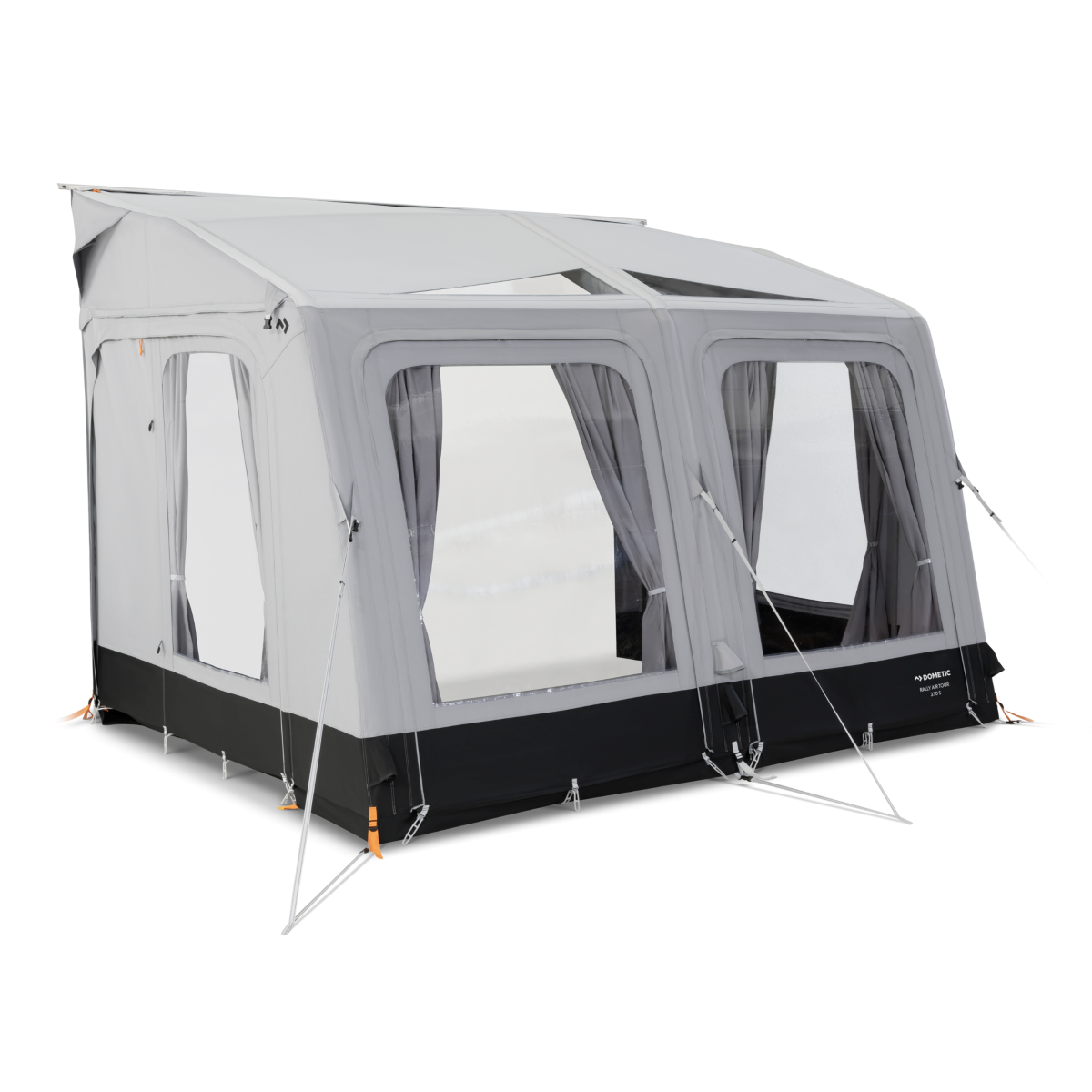 Надуваема тента Dometic Rally AIR Tour 390, монтирана към каравана / Dometic Rally AIR Tour 390 inflatable awning mounted on caravan