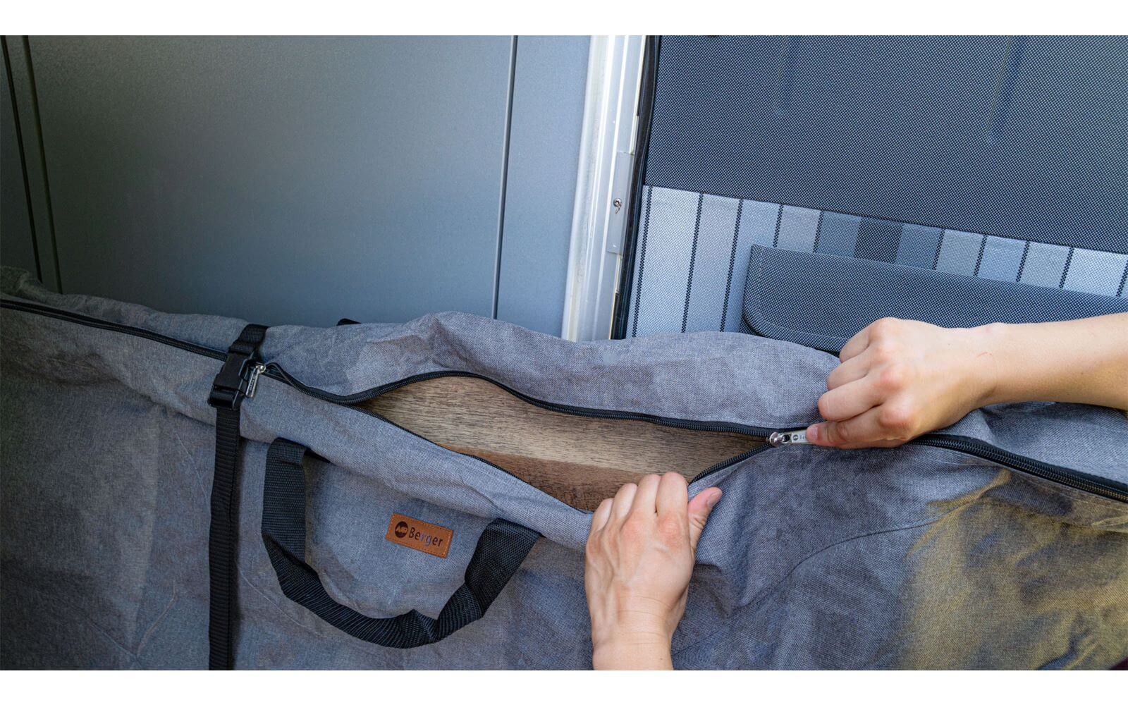 Чанта калъф за носене и съхранение на къмпинг маса и столове Beger 125x75см - къмпинг оборудване, компактност и качество, Gocampy.