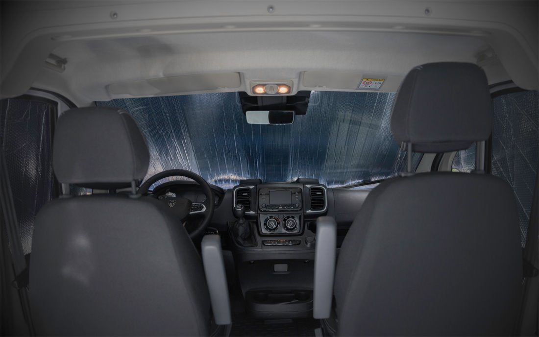 Сенник външна термоизолация Berger VW T5/T6 - изглед отвътре на кемпер с термоизолация.