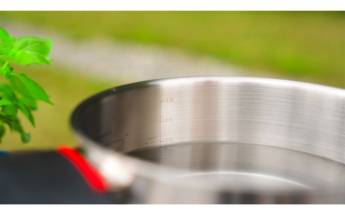 Детайл на сгъваемите дръжки на тенджери Berger RedSilva / Foldable handle detail of Berger RedSilva pots